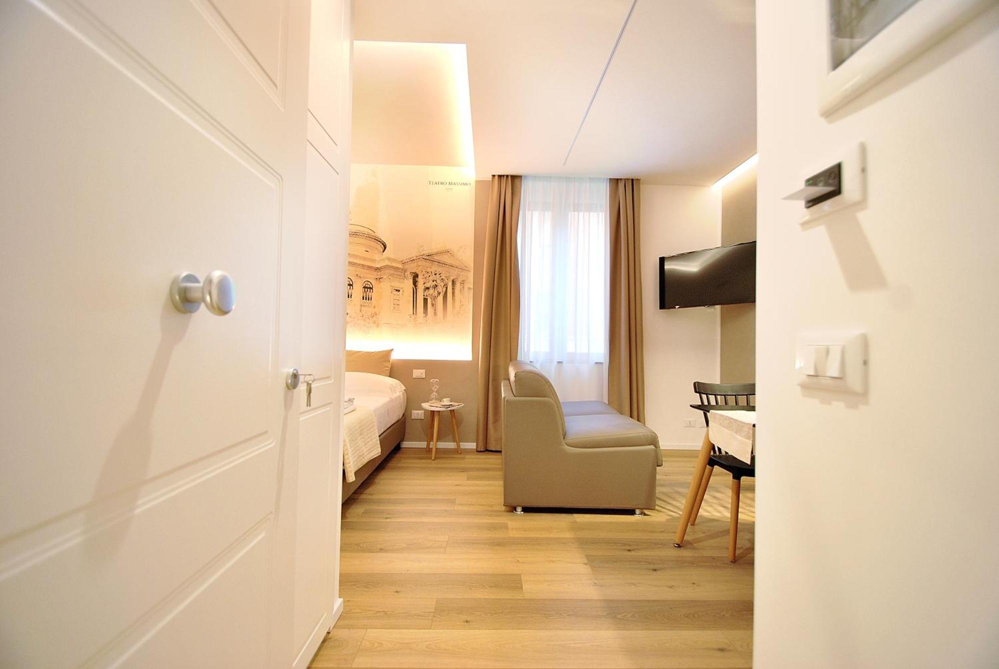 Burnia Sicily Holiday House ปาแลร์โม ภายนอก รูปภาพ